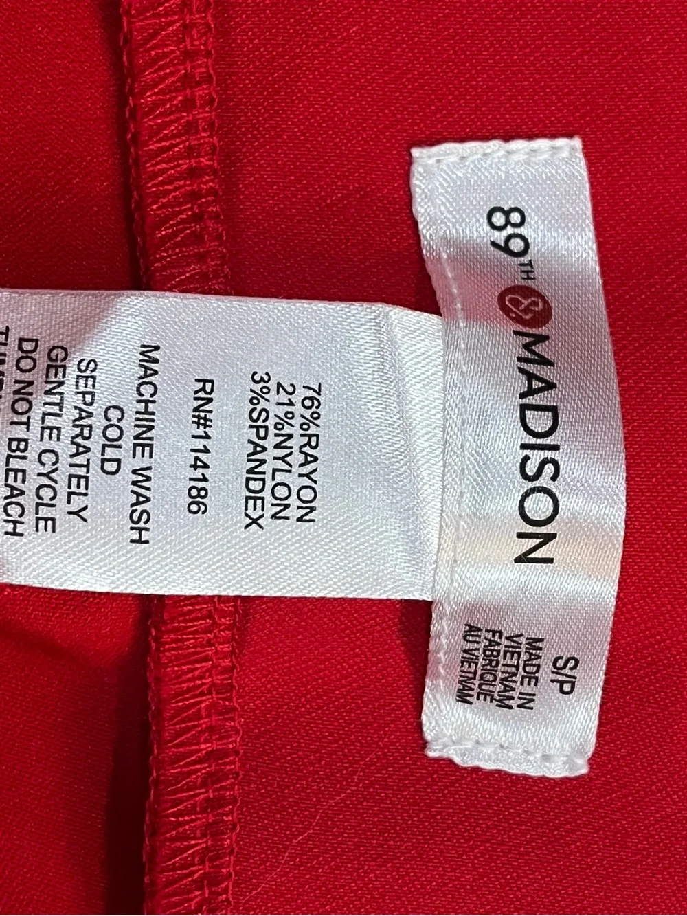 Women's Red Cropped Pants - Sleek Everyday Style
